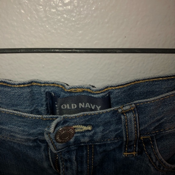 Old navy shorts - Picture 3 of 3